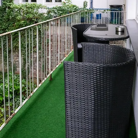 Daire Near Main Train Station & Old Hall Wuppertal