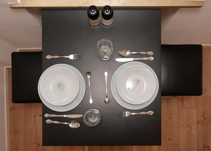 Near Main Train Station & Old Hall *